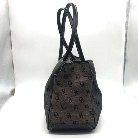 Dooney and Bourke Large Shoulder Bag - Picture 3 of 7